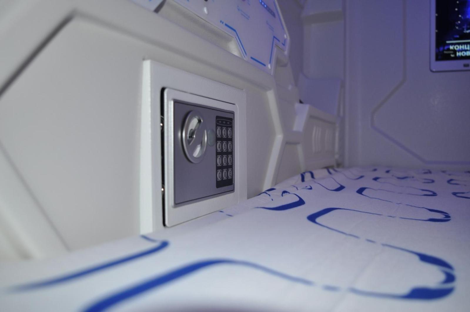 Hotel Cosmos Capsule Coworking Londres Exterior foto